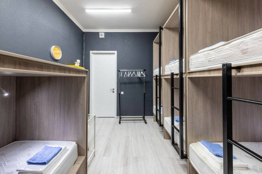 Капсула в мужском номере на 8 мест